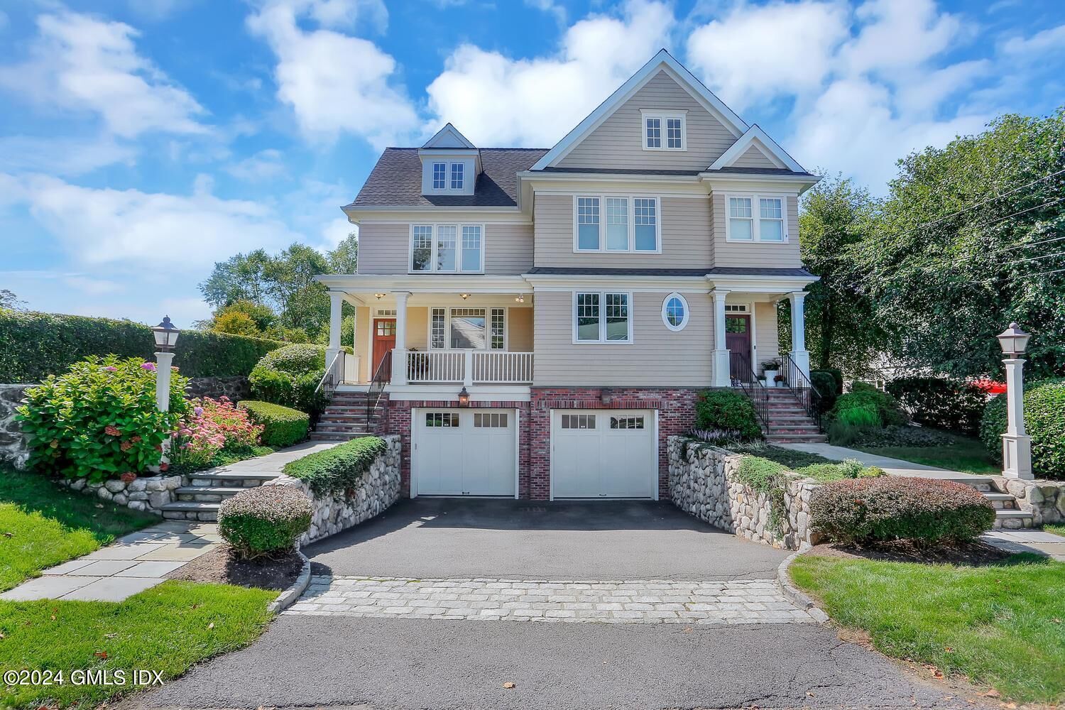 Property Photo:  32 Reynolds Place A  CT 06831 