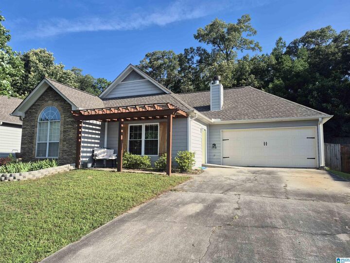 Property Photo: 441 Summerchase Drive AL 35040