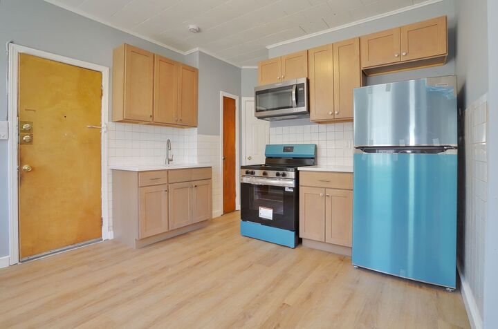 Property Photo:  581 59th St 2  NJ 07093 