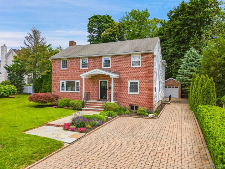 Property Photo:  20 Lamesa Avenue  NY 10709 
