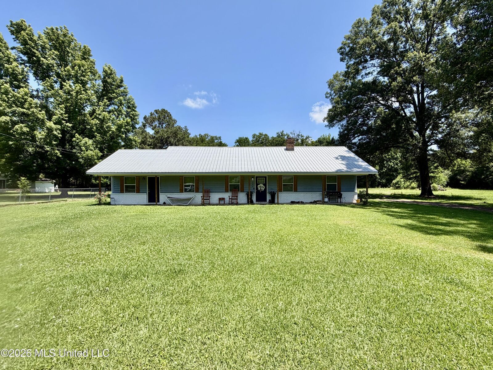 Property Photo:  280 Thomas Street  MS 39218 
