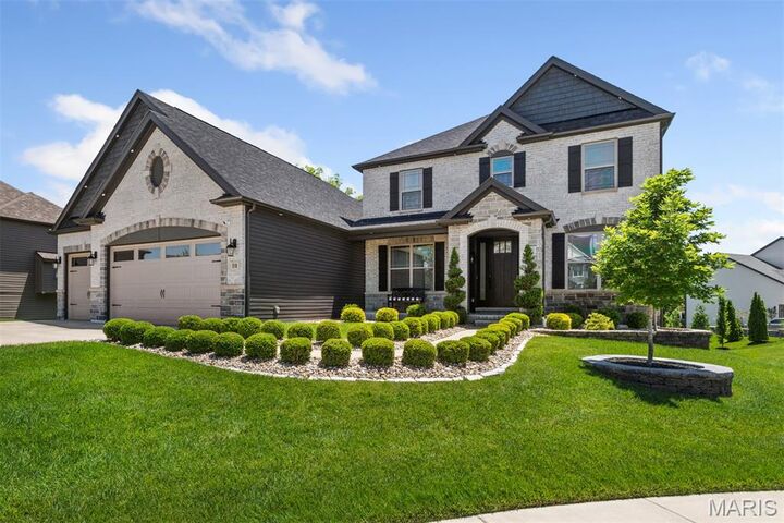 Property Photo:  518 Coppice Court  MO 63385 