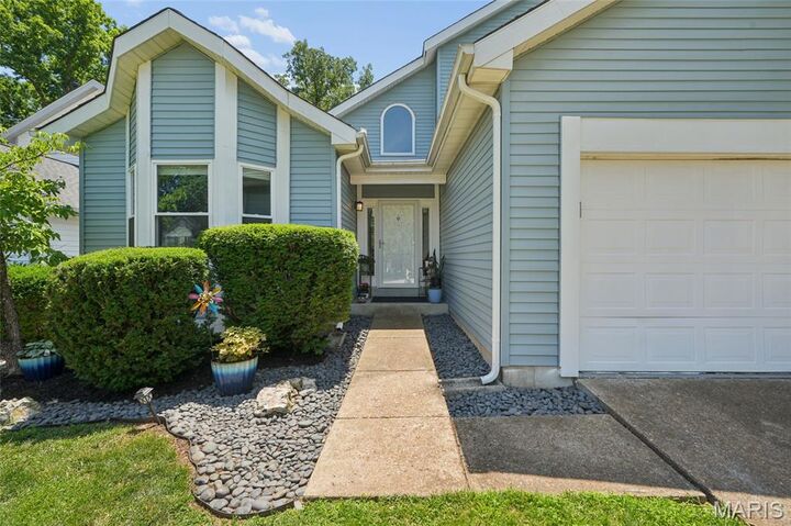 Property Photo:  1516 Strawberry Glen Court  MO 63021 