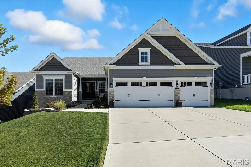 Property Photo:  734 Crested Point Drive  MO 63025 