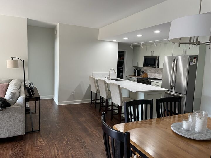 Property Photo:  