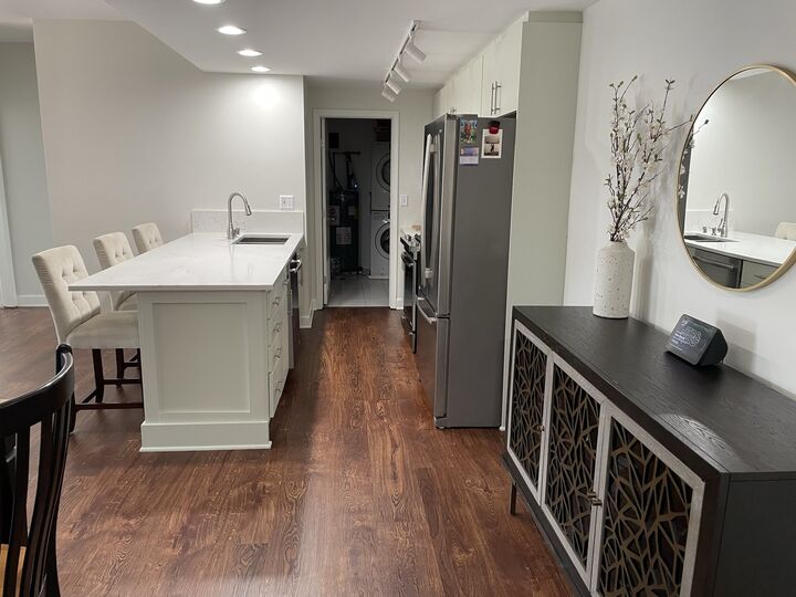 Property Photo:  680 N Green Street 304  IL 60642 