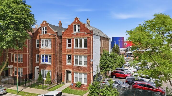 Property Photo:  3953 S California Avenue  IL 60632 
