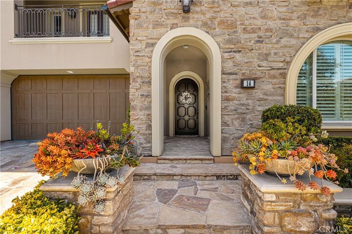 Property Photo: 14 Lonestar CA 92602