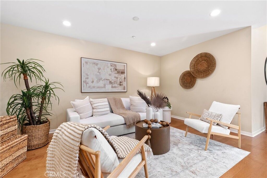 Property Photo:  21 Gramercy 312  CA 92612 