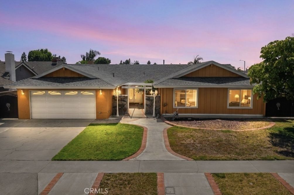 Property Photo:  1545 La Salle Circle  CA 92870 