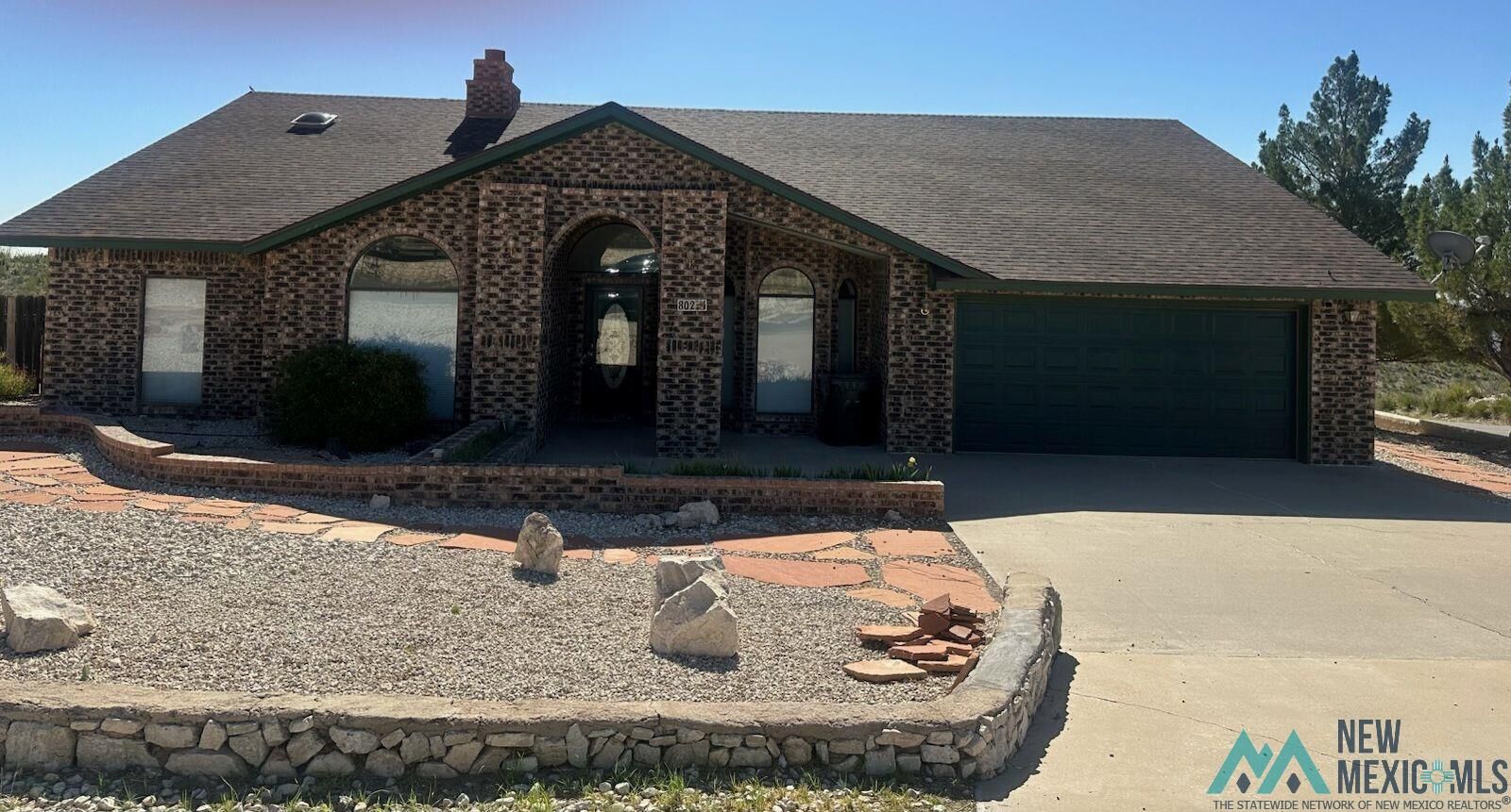 Property Photo: 802 Fountain Drive NM 88220