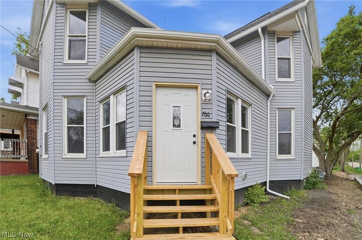 Property Photo:  766 E Summit  OH 44601 