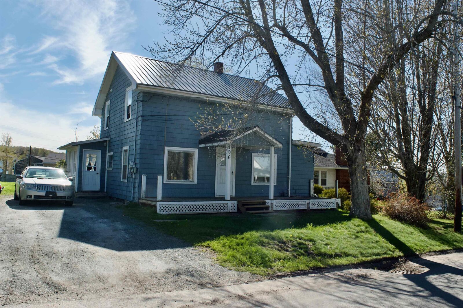 Property Photo: 106 Highland Avenue NS B4P 1Z7