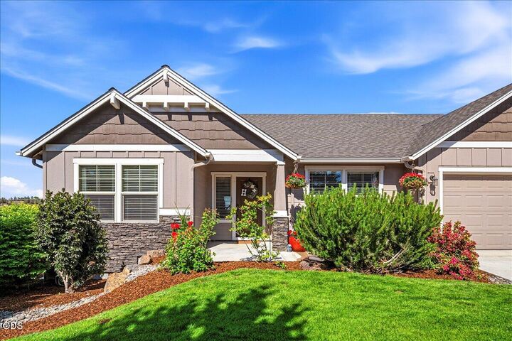 Property Photo:  9265 12th Lane  OR 97760 
