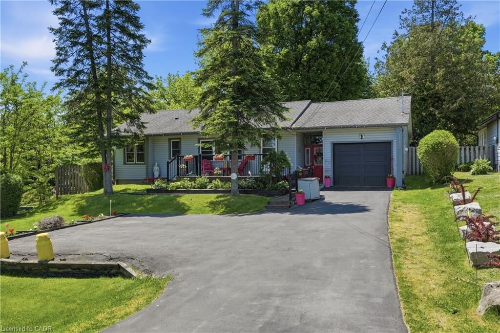 Property Photo: 925 Highway 6 N ON L8N 2Z7