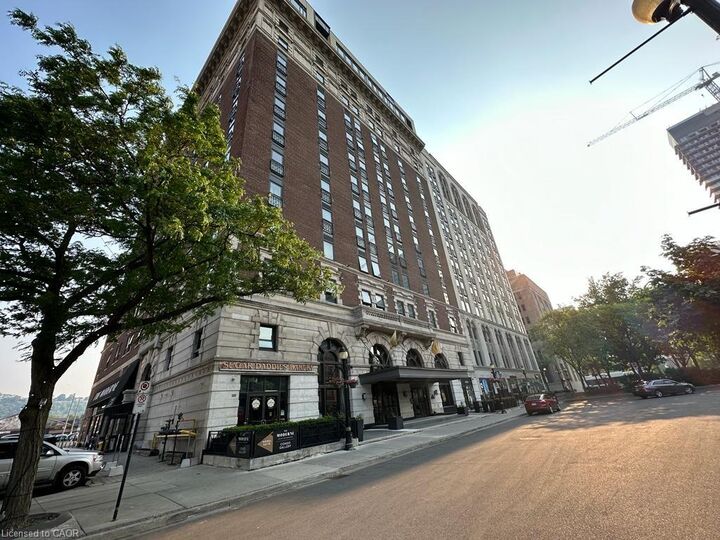 Property Photo:  118 King Street 718  ON L8N 1A8 
