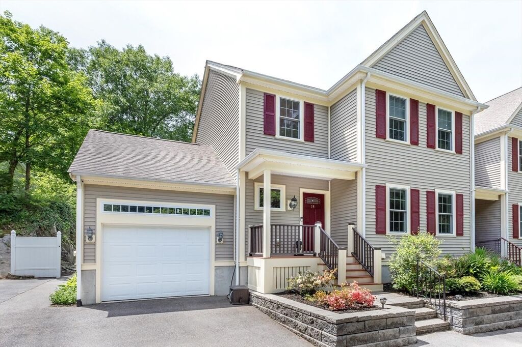 Property Photo: 14 Endicott Place 14 MA 02021