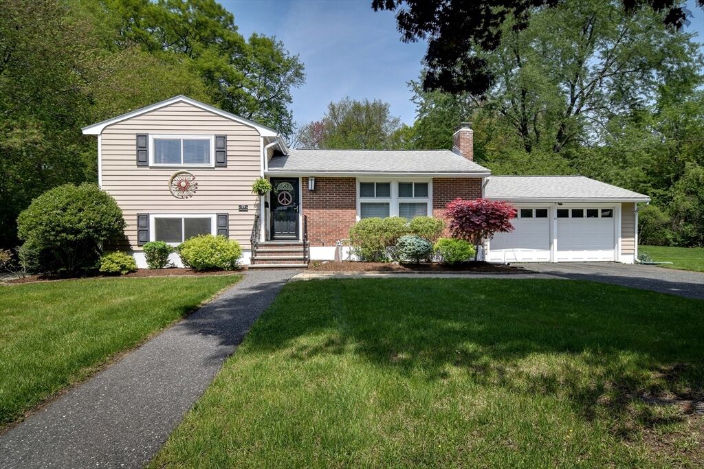 Property Photo:  29 Little Tree Lane  MA 01701 