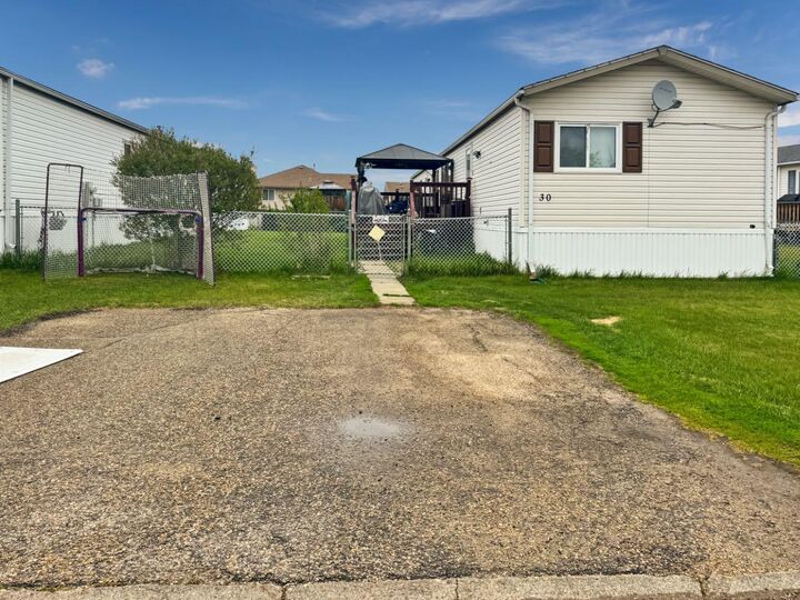 Property Photo: 30 Davio Place AB T7S 1V1
