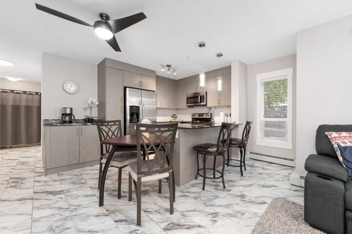 Property Photo: 240 Skyview Ranch Road NE 3107 AB T3N 0P4