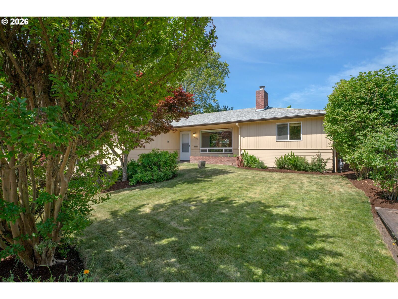 Property Photo: 2540 Tyler St OR 97405