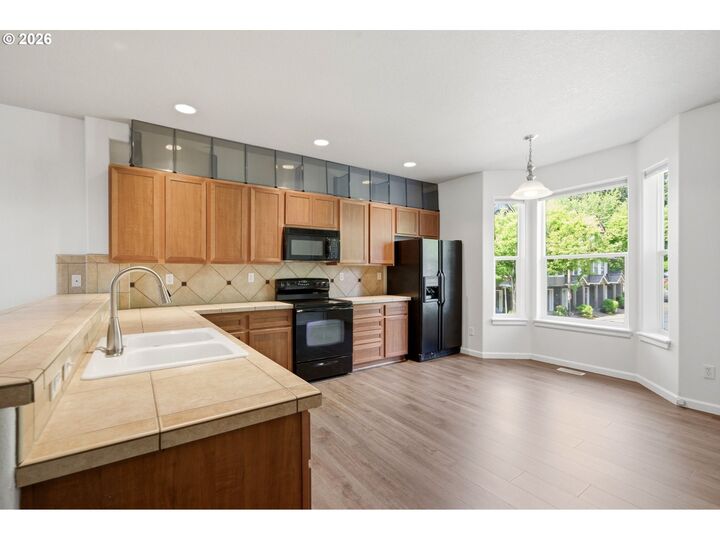 Property Photo:  14406 SW Pennywort Ter  OR 97224 