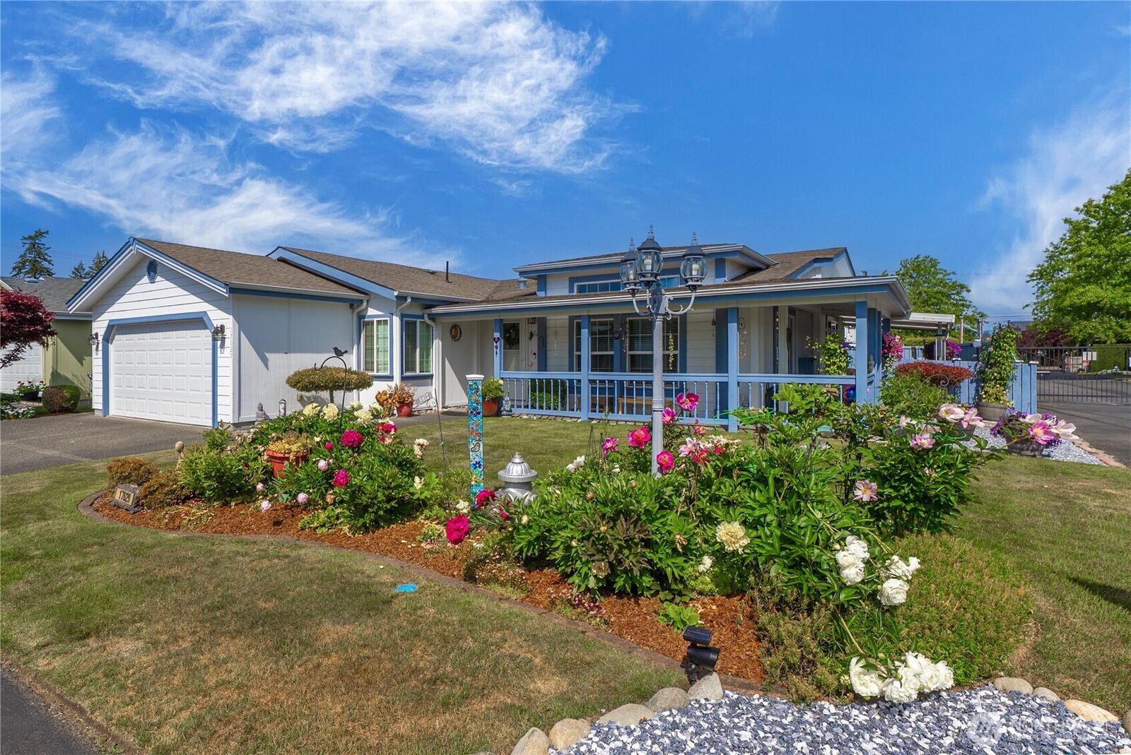 Property Photo:  17629  21st Avenue E 1  WA 98387 