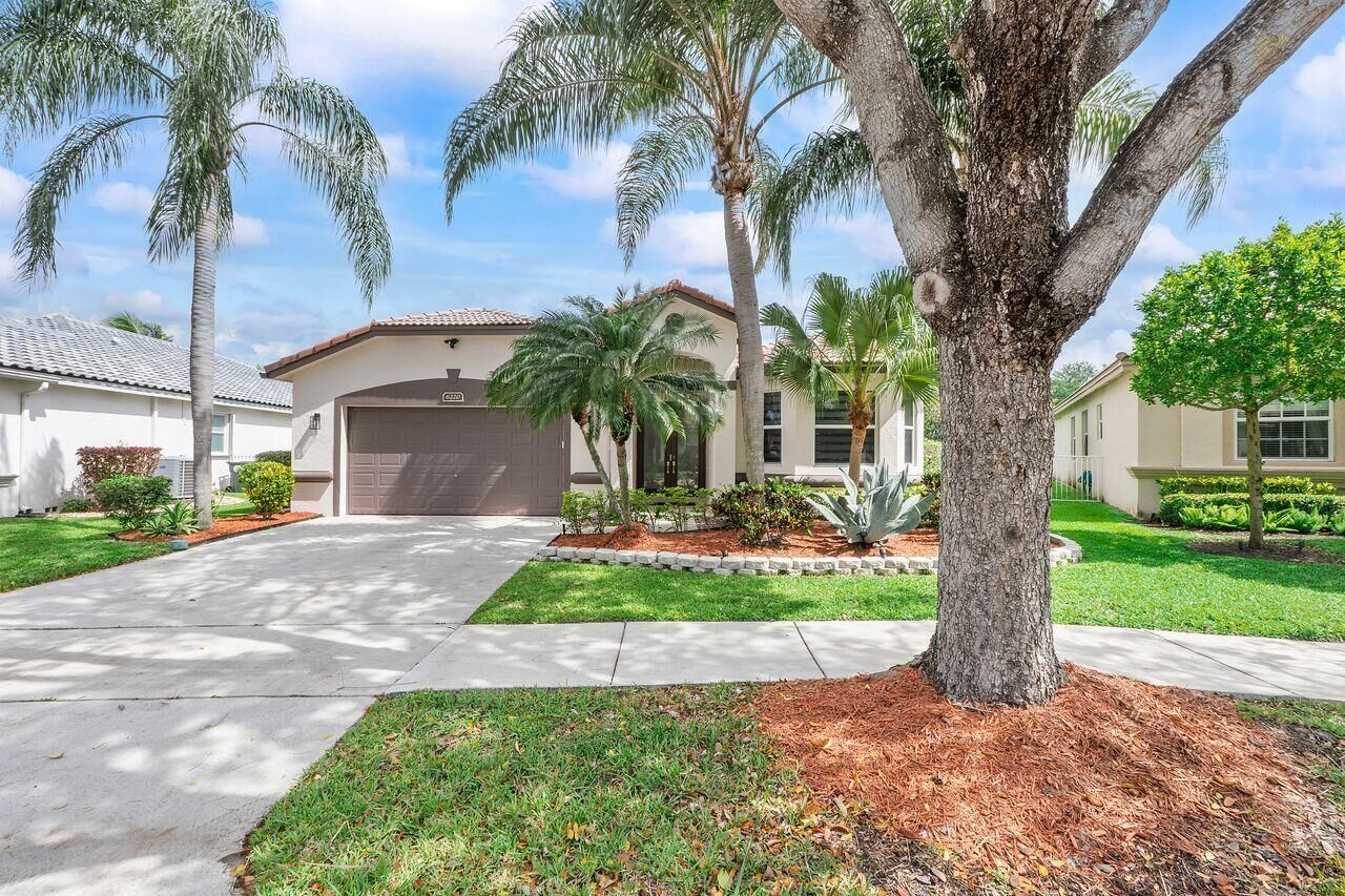 Property Photo:  6220 Swans Terrace  FL 33073 