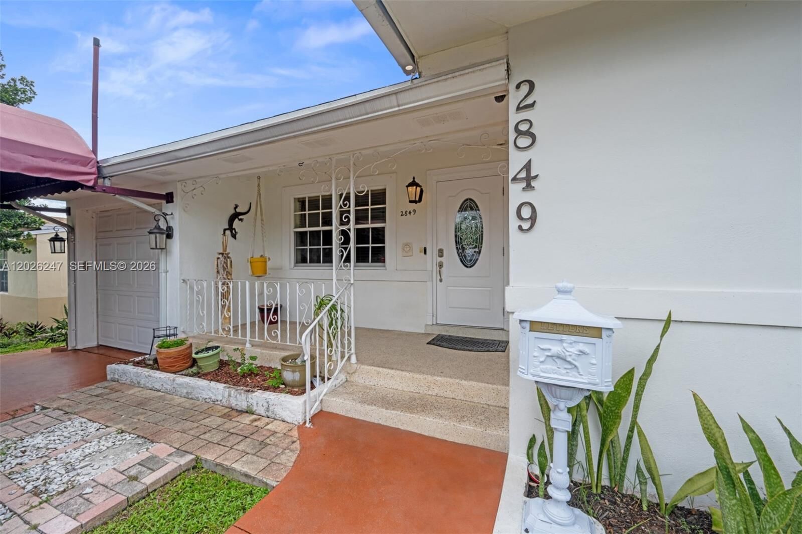 Property Photo:  2849 Dewey St 2849  FL 33020 