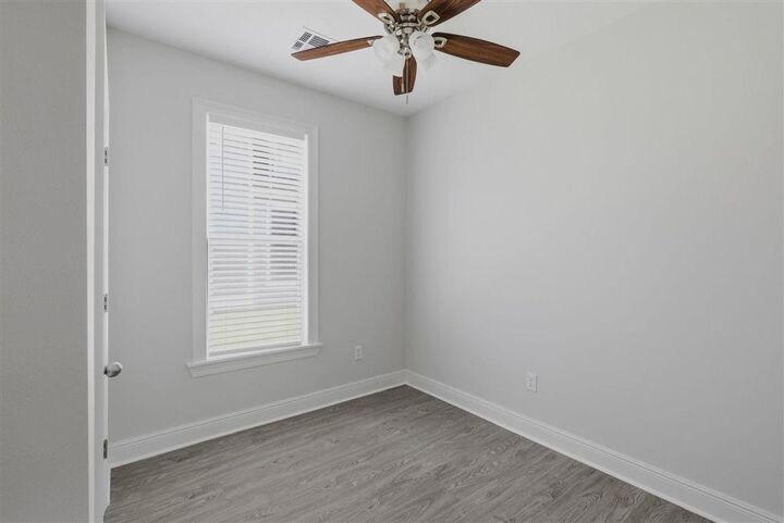 Property Photo: 303 Lyles Street LA 70648