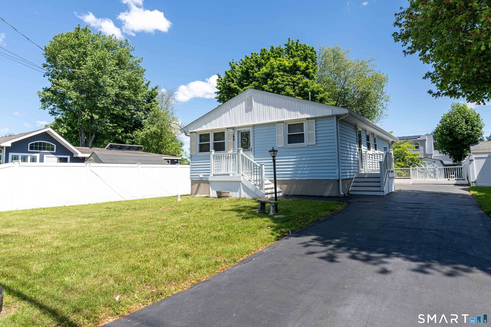 Property Photo:  25 Waldo Street  CT 06512 