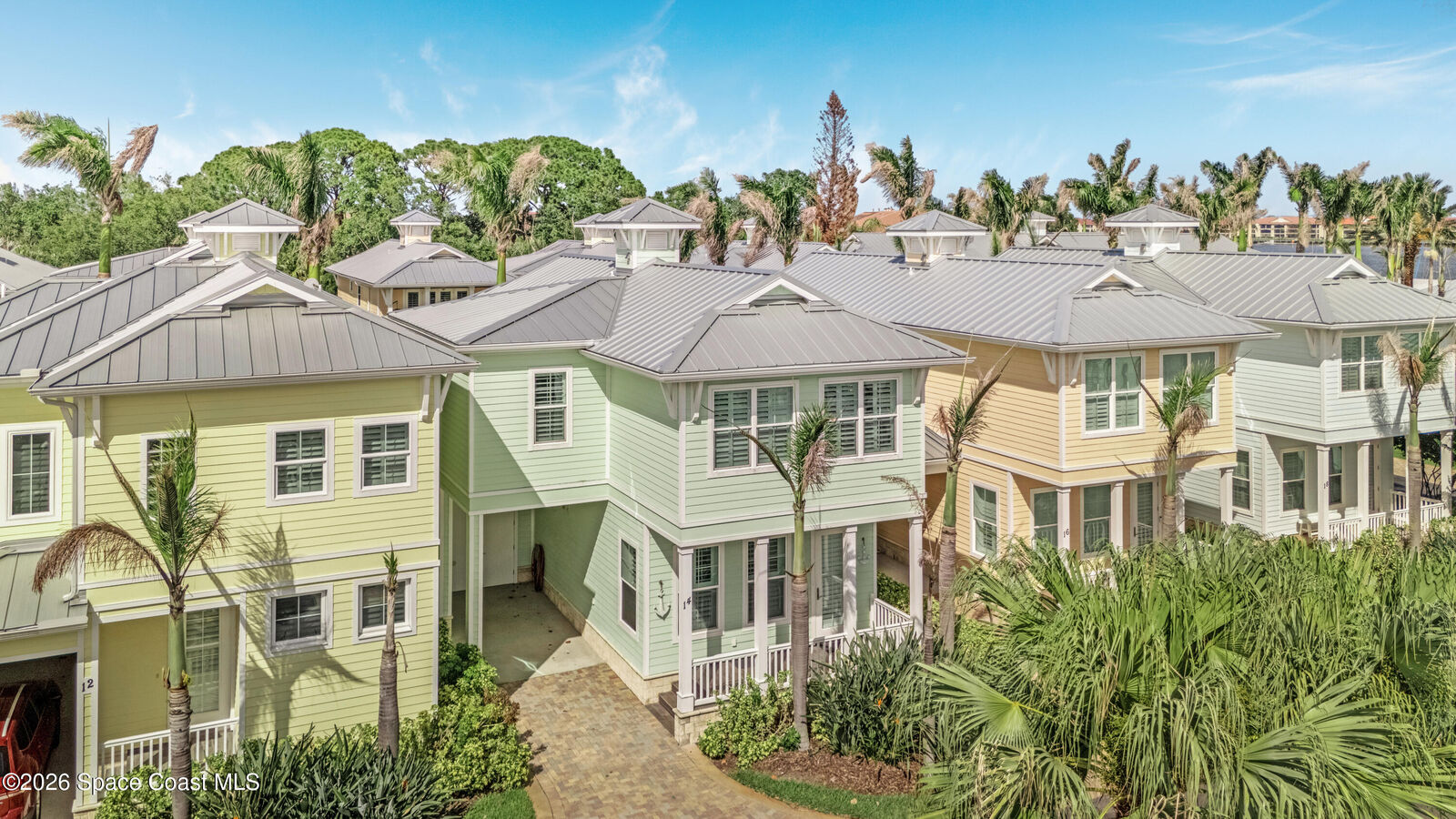 Property Photo:  14 Old Feger Drive  FL 32169 