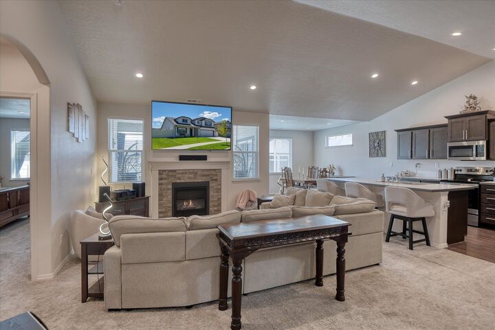 Property Photo: 5711 S Lancer Rd WA 99224