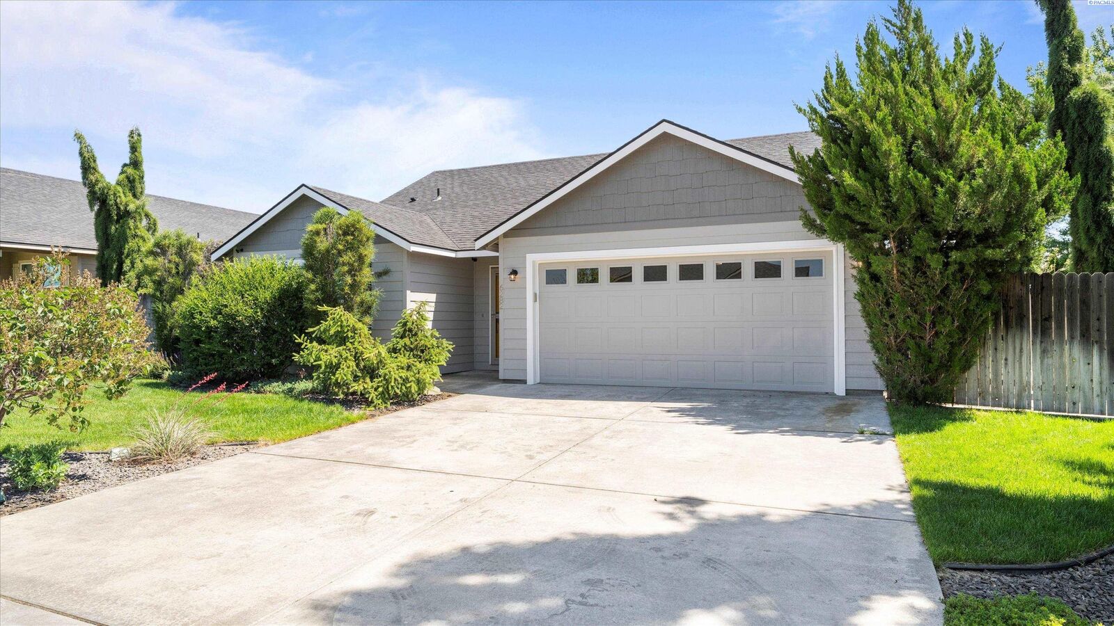 Property Photo: 6282 Teak Ln. WA 99352