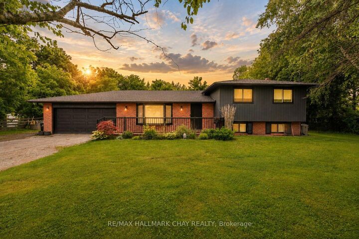 1386 Gilford Road — photo 1