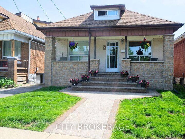 42 Dalhousie Avenue — photo 1