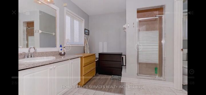 Property Photo: 73 Long Island Crescent ON M1C 5E4