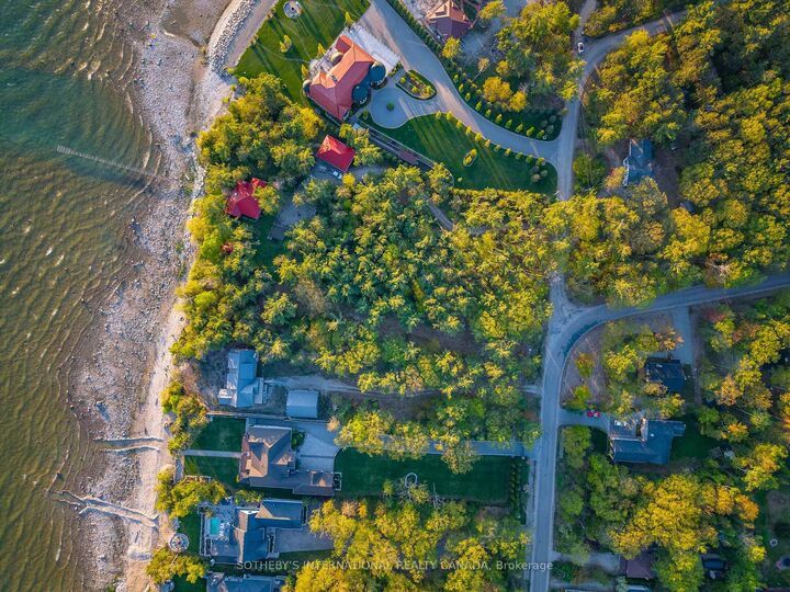 1716 Tiny Beaches Road S — photo 1