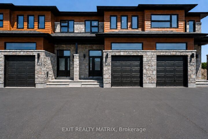 535 Regina Street — photo 1