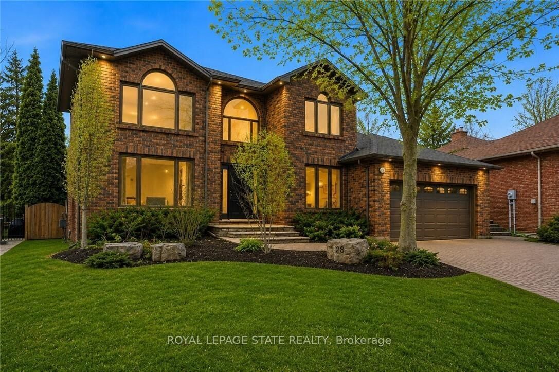 Property Photo:  28 Deerview Avenue  ON L9G 4R8 