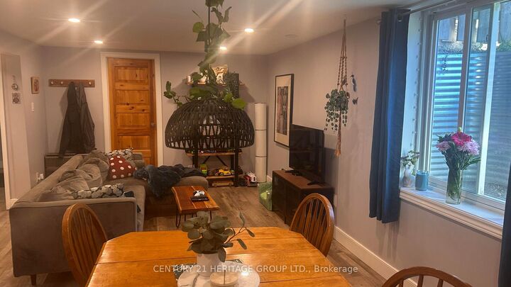 Property Photo:  2 Windle Court  ON L0G 1W0 