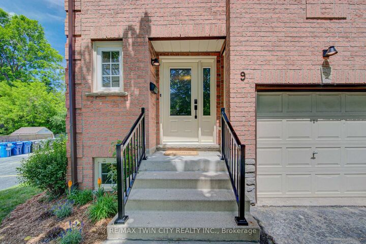 Property Photo: 375 Holiday Inn Drive 9 ON N3C 3P6