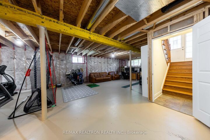 Property Photo: 157B Silas Boulevard ON L4P 2K2