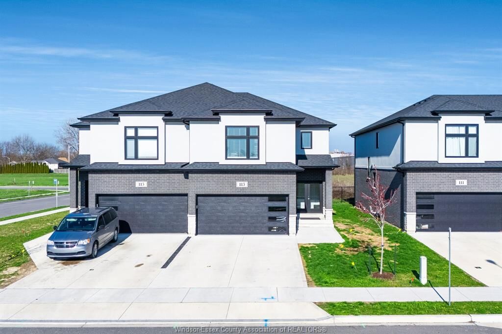 Property Photo:  113 Eagle Street  ON N8H 0G5 
