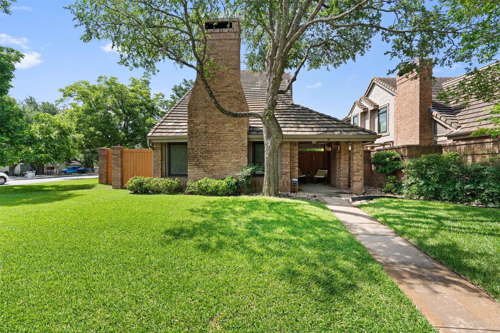 Property Photo:  11310 Spicewood Club Drive 19  TX 78750 