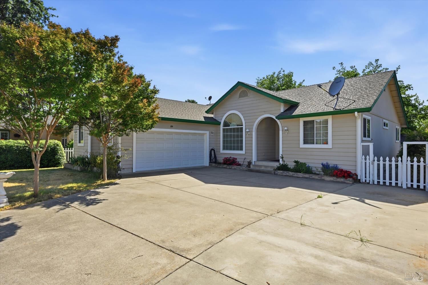 Property Photo:  18846 Horseshoe Road  CA 95467 