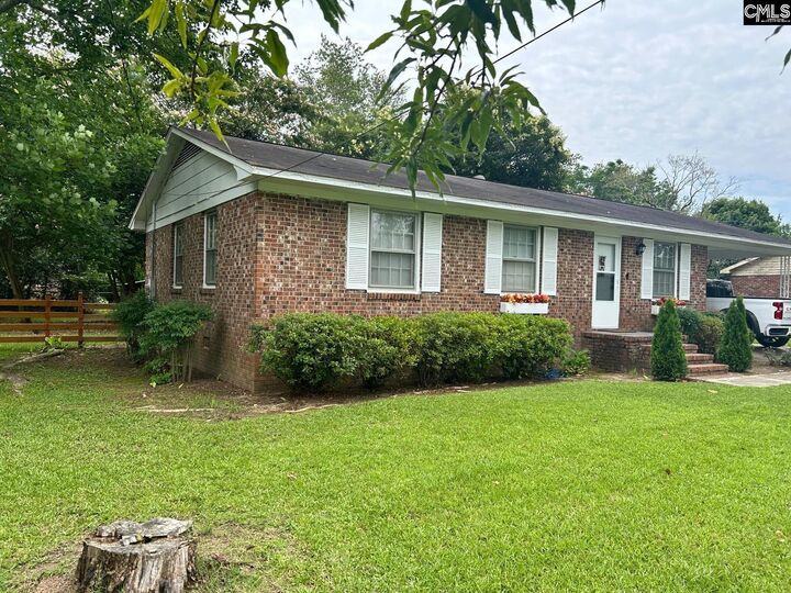 Property Photo:  509 S Lee  SC 29210 