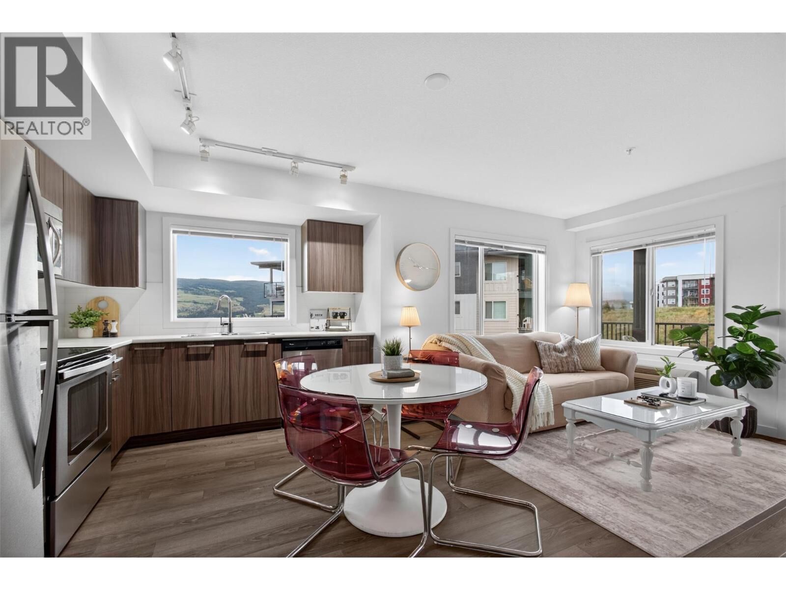 Photo de la propriété: 881 Academy Way 312 BC V1V 0A2