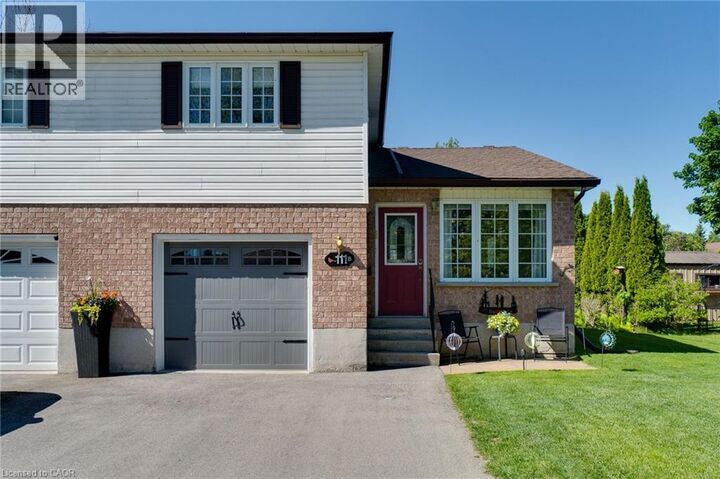 111 Miller Crescent — photo 1