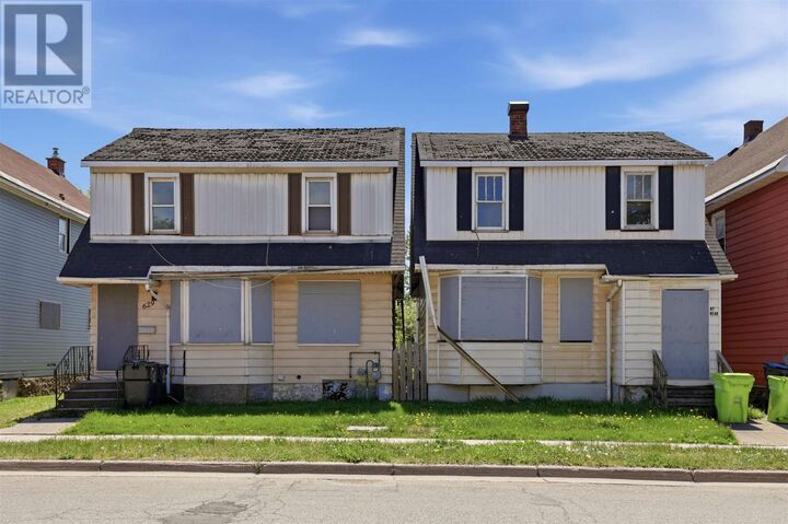 Property Photo:  629-633 Queen St W  ON P6A 1B1 